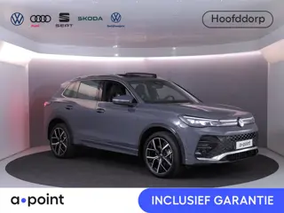 Volkswagen Tiguan 1.5 eHybrid R-Line Edition 272 pk Automaat (DSG) | Navigatie via App | Panoramadak