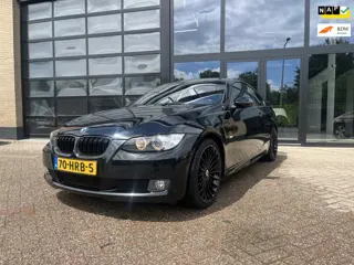 BMW 3-serie Coupé 325i , Navi, Leer/stof, NL-Auto