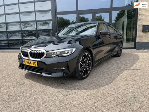 BMW 3-serie 320i High Executive, Automaat, Dealer Onderhouden
