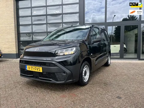 Toyota PROACE CITY 1.5 D-4D L1 Navigator , NIEUW DIRECT LEVERBAAR