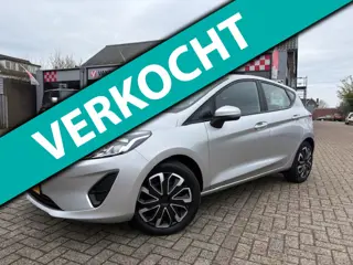 Ford Fiesta 1.1 Trend *navigatie + pdc + airco*