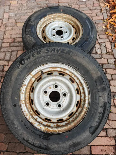 Aanhanger banden incl velg 2x 175R13C