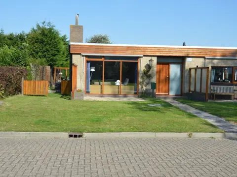 Comfortabel huis met afgesloten tuin op loopafstand van bos en zee