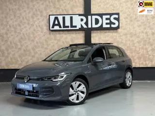 Volkswagen GOLF 1.5 eHybrid Life Edition | Camera | Pano | Sfeerverlichting | Led | Carplay