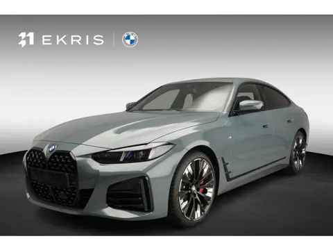 BMW 4 Serie Gran Coupé 420i | M Sportpakket Pro | Schuif-/kanteldak | Harman Kardon | Stuurwielrand 