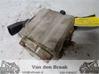 Volkswagen Golf 1.6 FSi 2003-2008 Hoge druk brandstof pomp