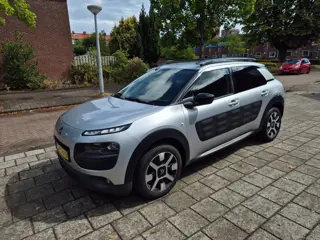 Citroen C4 Cactus 1.2 PureTech ShiNE AUTOMAAT
