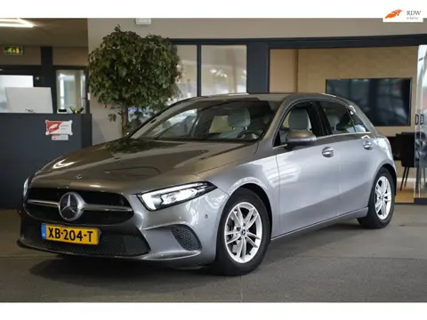 Mercedes-Benz A-klasse 200 DCT Navi Led Leder Cruise Cam Ambiante Pdc