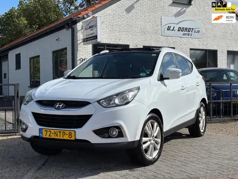 Hyundai Ix35 2.0i i-Catcher schuif/kanteldak/stoelverwarming/netjes !