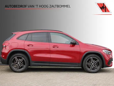 Mercedes-Benz GLA 250e AUT8 AMG Limited NIGHT PAKKET PANORAMADAK MEMORY DISTRONIC SFEER 360--CAMERA