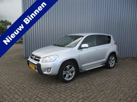 Toyota RAV4 2.0 VVTi Dynamic Automaat 4x4 Airco Trekhaak