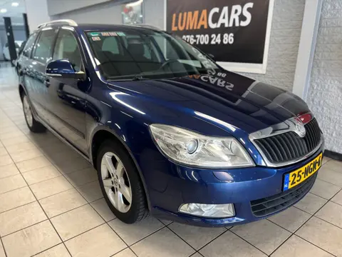 Skoda Octavia Combi 1.2 TSI Elegance Business Line | Carplay