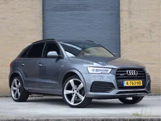 Audi Q3 2.0 TFSI quattro S line Automaat | 20" Audi Sport | Alcantara | Camera | Haak |