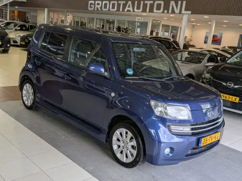 Daihatsu Materia 1.3 Funk Airco, Stuurbekrachtiging