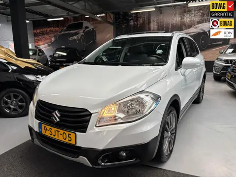 Suzuki SX4 S-Cross 1.6 Exclusive / Panorama dak / Trekhaak
