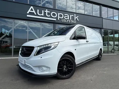 Mercedes-Benz Vito 111 CDI Functional Extra Lang BODYKIT KAMELEON Glas