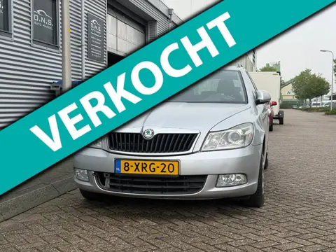 Skoda Octavia Combi 1.6 TDI Ambition 2012 Automaat D-riem Geknapt