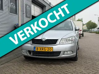 Skoda Octavia Combi 1.6 TDI Ambition 2012 Automaat D-riem Geknapt