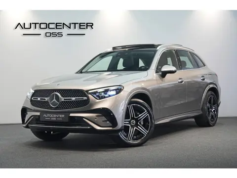 Mercedes-Benz GLC 400e 4MATIC AMG ✅ LUCHTVERING ✅ ACHTERAS BESTURING ✅ TREKHAAK ✅ ADAP CRUISE ✅ PANO