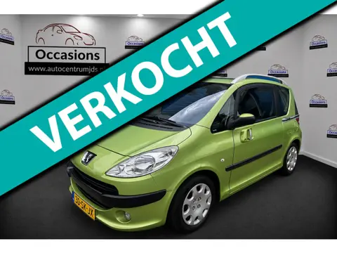 Peugeot 1007 1.6-16V Gentry