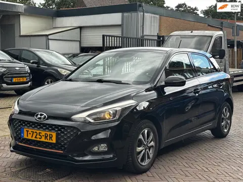 Hyundai I20 1.0 T-GDI Black Edition|CARPLAY|STOELVERW|STUURVERW|PSENSOR|DEALERONDERH~