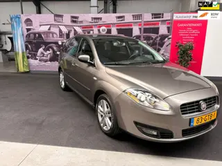 Fiat Croma 2.2 16V Corporate 138000 KM AUTOMAAT TREKHAAK