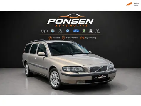 Volvo V70 2.5 T Comfort Line 7 p