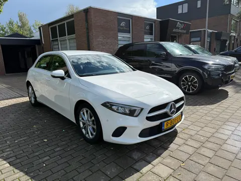 Mercedes-Benz A-klasse 180 d Luxury Line MBUX - CAMERA - LED.