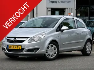 Opel Corsa 1.4-16V Enjoy APK Nieuw | Airco