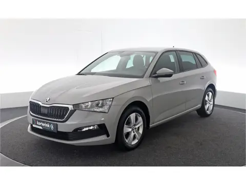 Škoda Scala 1.0 TSI Ambition Clima, DAB, Cruise, 16" LM velgen, Parkeersensoren achter