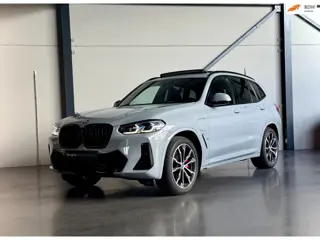 BMW X3 XDrive30e M-Seats,ACC,Trekhaak,Carbon,HUD,Stuurverwarming,Leer