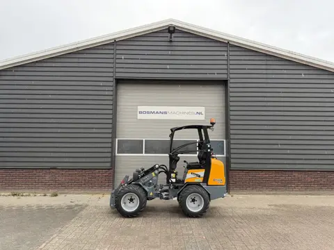 Giant G1500 L X-tra minishovel DEMO 2026 €465 LEASE
