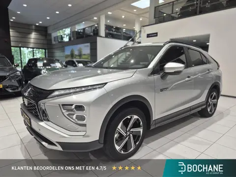 Mitsubishi Eclipse Cross 2.4 PHEV Intense+ | Trekhaak | Navigatie | Camera | Stoelverwarming |