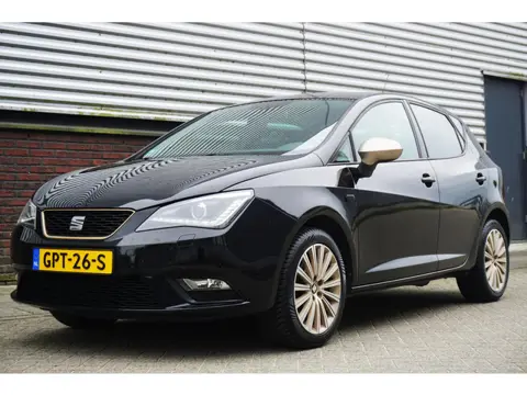 SEAT Ibiza ST 1.0 Navigatie/Xenon/Parkeersensor/All-Seasonbanden