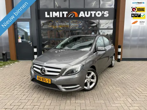 Mercedes-Benz B-klasse 200 Ambition/Navi/Xenon/Leer/Climate/Cruise/Pdc v+a/El.ramen/Lmv/6-bak