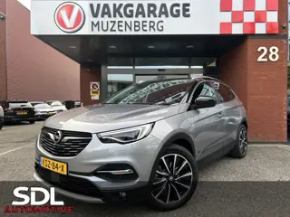 Opel Grandland X 1.6 Turbo Hybrid4 Ultimate 300 PK!! // 96%SOH // TREKHAAK // NAVI // ADAPTIVE CRUIS