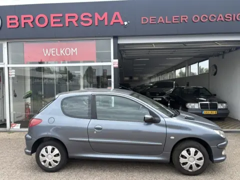 Peugeot 206 1.4 Forever 3 EIGENAAR * NW KOPPELING EN KOPPAKKING.