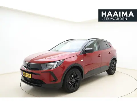 Opel Grandland 1.2 Turbo GS Automaat | Stoel & Stuurverwarming | Camera | Navigatie via Carplay | Zw