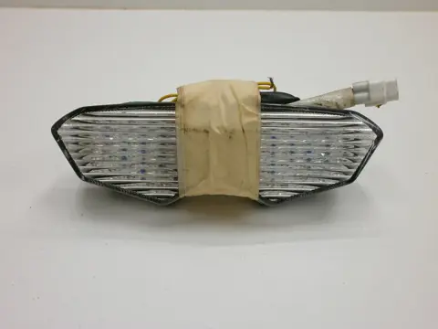 ACHTER LICHT Yamaha YZF R6 2003 - 2005