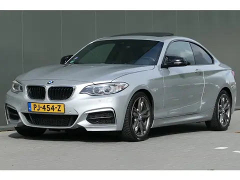 BMW 2-serie Coupé M235i xDrive Schuifdak Harman/kardon Memory