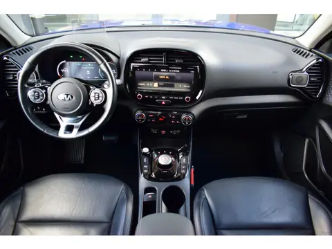 Kia e-Soul ExecutiveLine 64 kWh | Leder | Stoelventilatie | Head-Up Display | Dodehoekassistentie | 