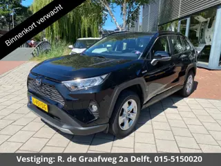 Toyota RAV4 2.5 Hybrid Business Edition | Trekhaak | Apple Carplay & AndroidAUTO | Camera | Lichtmet