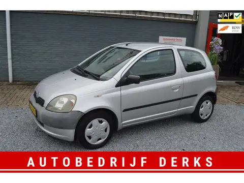 Toyota Yaris 1.0-16V VVT-i Stuurbekrachtiging Jaar APK