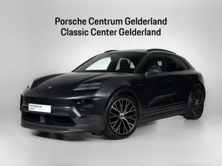 Porsche Macan 4