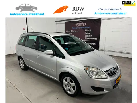 Opel Zafira 1.8 Business 7p. AIRCO / NAVIGATIE / TREKHAAK