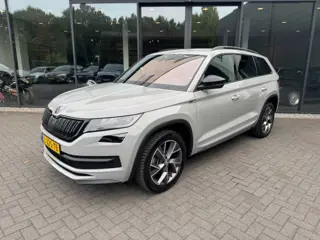SKODA KODIAQ 1.5 TSI Sportline 7-pers,LED,Stoel/stuurverw,Trekhk,Memory,Virtual,Adapt Cruise,Lane Ass.,