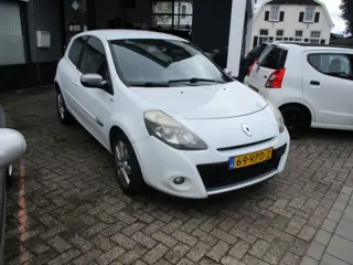 Renault Clio 1.2 Night & Day (bj 2011)