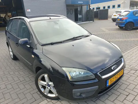 Ford Focus Wagon 2.0-16V Rally Edition EXPORT RIJS