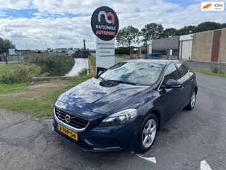 Volvo V40 2014 * 1.6 D2 Momentum * Export & Handel only