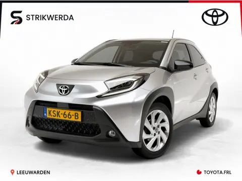 Toyota Aygo X 1.0 VVT-i MT first